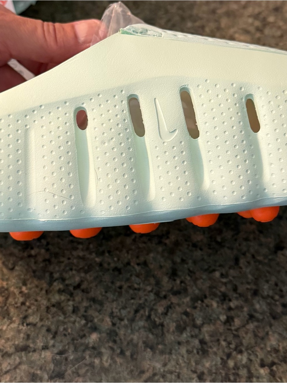 Nike Mind Slides in Barely Green - Picture 6 of 16